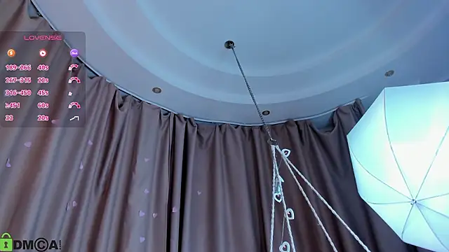 Snapshot of miiss__lulu chatting on February 20, 12:51 am miiss lulu online show from February 20, 12:51 am