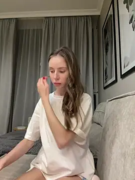 Snapshot of RosieMills chatting on March 1, 5:04 pm RosieMills online show from March 1, 5:04 pm