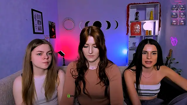 catherine kitty online show from April 16, 7:25 pm