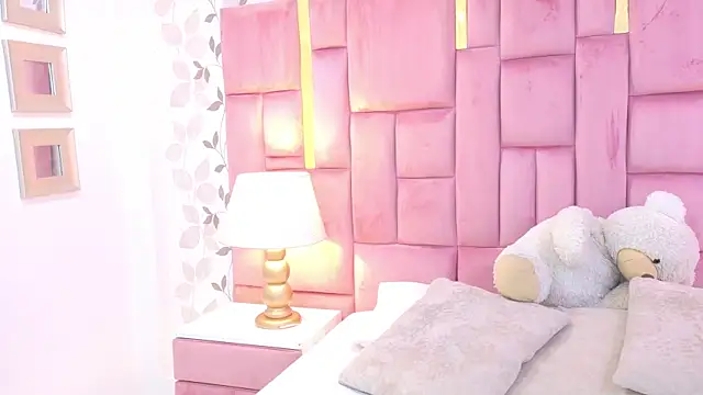 ArianaFranco online show from May 21, 1:07 pm