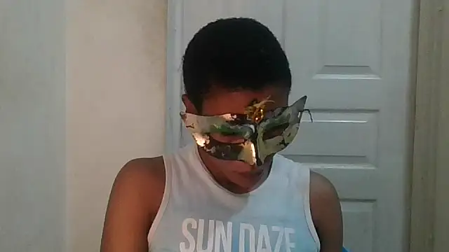 Snapshot of sexy_vash chatting on September 18, 2:08 pm sexy vash online show from September 18, 2:08 pm