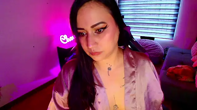 cherryy bombshelll online show from March 18, 3:26 pm