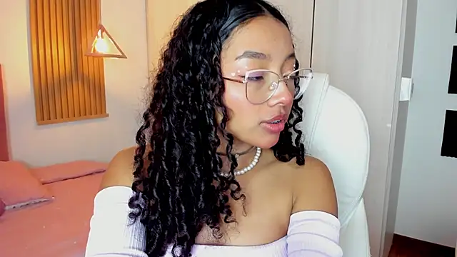 Snapshot of im_morgann chatting on February 24, 1:53 pm im morgann online show from February 24, 1:53 pm