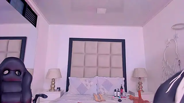 Snapshot of Zoe_CarterX chatting on September 8, 7:57 pm Zoe CarterX online show from September 8, 7:57 pm