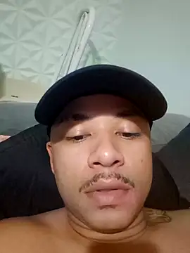 Snapshot of socadordechota chatting on February 8, 3:41 am socadordechota online show from February 8, 3:41 am