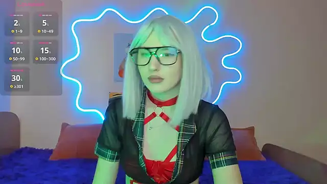 Snapshot of EvelinaLuu chatting on March 20, 4:07 am EvelinaLuu online show from March 20, 4:07 am