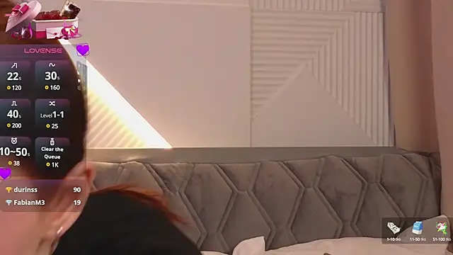 Snapshot of JoYung chatting on February 27, 8:28 am JoYung online show from February 27, 8:28 am