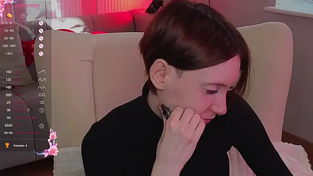 Snapshot of JoYung chatting on October 4, 4:43 am JoYung online show from October 4, 4:43 am