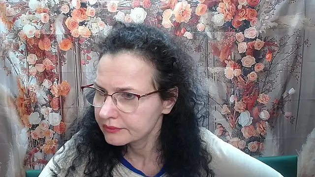 Miroslava Happi online show from May 22, 5:47 am