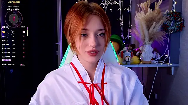 Hisoka akerley online show from April 5, 7:00 pm