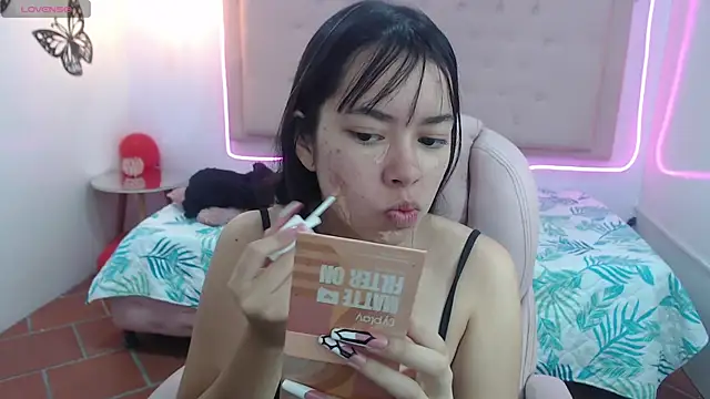 Snapshot of honnielane chatting on February 20, 12:36 pm honnielane online show from February 20, 12:36 pm