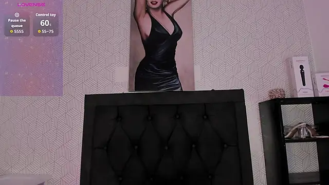 Selena fox7 online show from February 3, 6:40 am