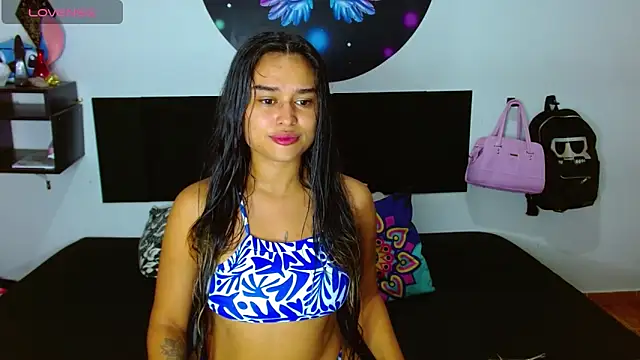 Snapshot of Ana_Riderr chatting on February 12, 3:12 am Ana Riderr online show from February 12, 3:12 am