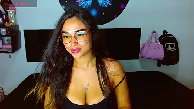 Snapshot of Ana_Riderr chatting on February 16, 3:46 am Ana Riderr online show from February 16, 3:46 am