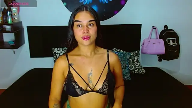 Snapshot of Ana_Riderr chatting on February 23, 2:53 am Ana Riderr online show from February 23, 2:53 am