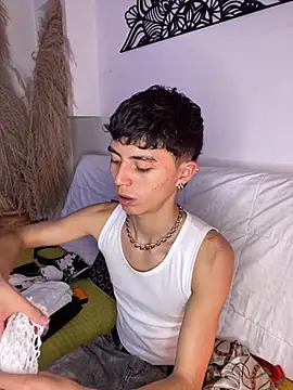 MaikyCooper online show from September 25, 8:45 pm