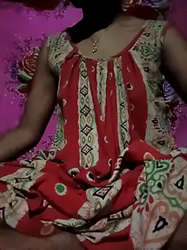 Snapshot of CuteRani001 chatting on September 16, 4:35 am CuteRani001 online show from September 16, 4:35 am