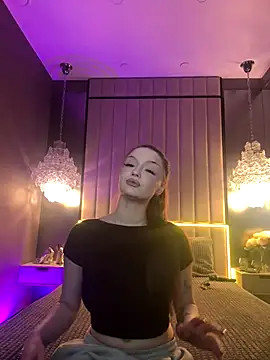 AlexaBright online show from November 11, 7:14 pm