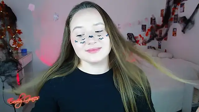 EmilyxxGraces online show from November 1, 12:12 am