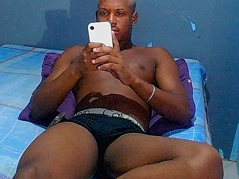 Snapshot of JackBlackone chatting on February 27, 3:12 pm JackBlackone online show from February 27, 3:12 pm