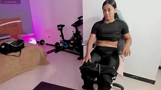 cristal crossfitx online show from May 7, 10:20 am