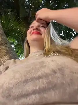 aurora coldd online show from February 27, 10:54 pm