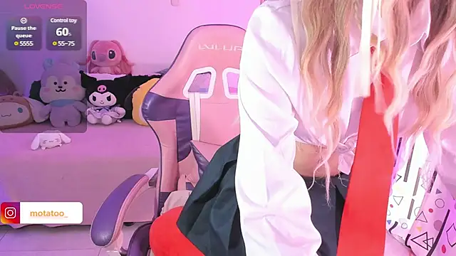 sussanx online show from February 10, 9:36 pm