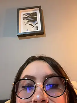 Snapshot of ValentinaOrtiz3 chatting on May 3, 3:23 am ValentinaOrtiz3 online show from May 3, 3:23 am