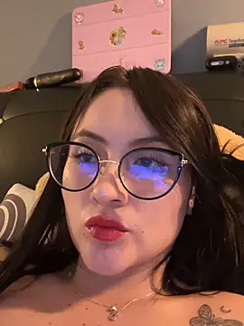 ValentinaOrtiz3 online show from June 6, 12:05 am
