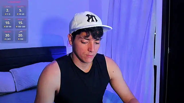  JacobMiller   online show from November 12, 9:36 pm