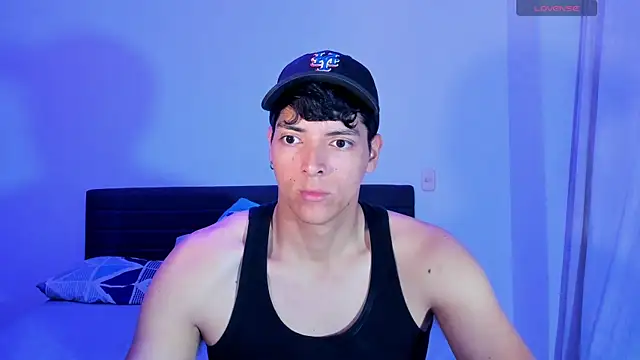  JacobMiller   online show from May 8, 9:53 pm
