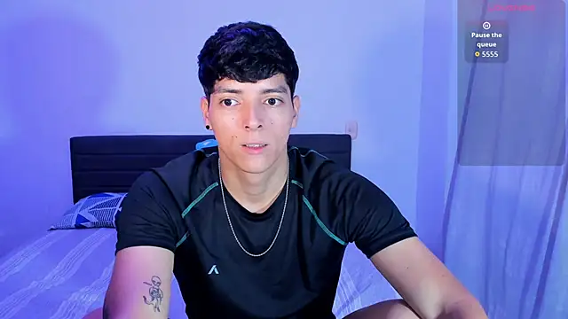  JacobMiller   online show from June 12, 10:41 pm