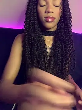 Snapshot of Mirellysbs1 chatting on March 18, 4:26 am Mirellysbs1 online show from March 18, 4:26 am