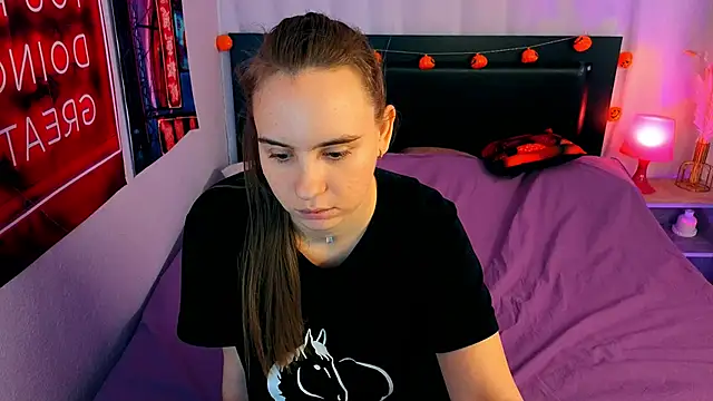 Lika 0ne online show from November 12, 11:54 am