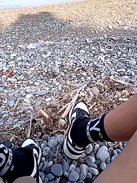 Snapshot of gkal7877_ chatting on October 14, 7:42 am gkal7877 online show from October 14, 7:42 am