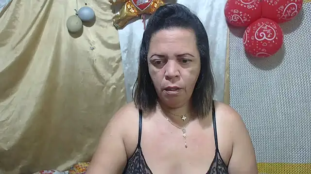 Snapshot of alina_maturehot chatting on February 27, 7:55 am alina maturehot online show from February 27, 7:55 am