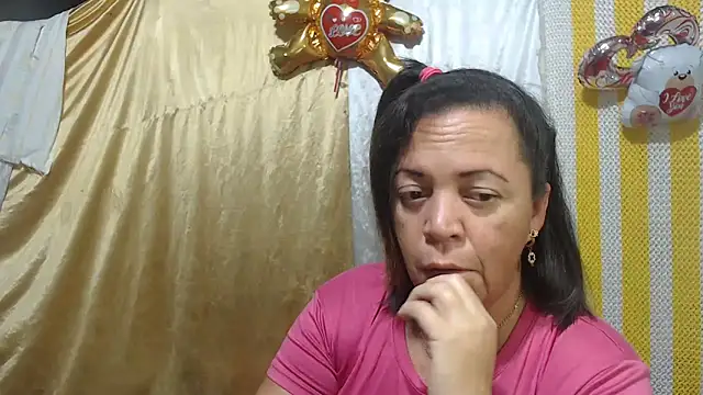 Snapshot of alina_maturehot chatting on February 28, 11:14 am alina maturehot online show from February 28, 11:14 am
