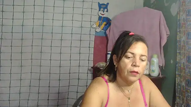 Snapshot of alina_maturehot chatting on March 2, 1:49 pm alina maturehot online show from March 2, 1:49 pm