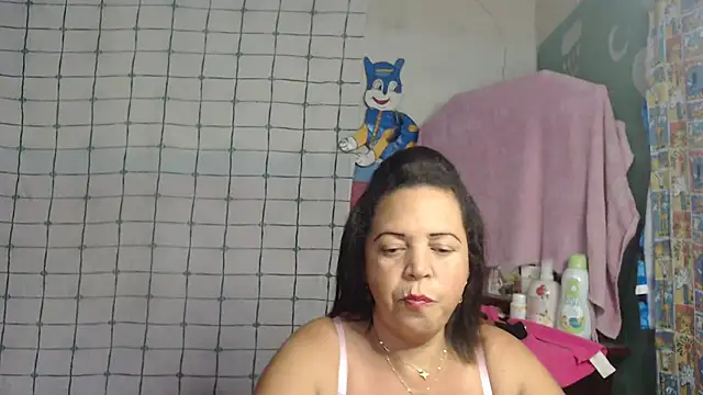 Snapshot of alina_maturehot chatting on March 5, 7:49 pm alina maturehot online show from March 5, 7:49 pm