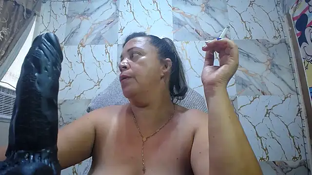 Snapshot of alina_maturehot chatting on May 2, 8:47 pm alina maturehot online show from May 2, 8:47 pm