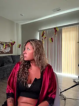 bossyroxy84 online show from July 16, 3:07 pm