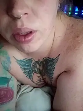 favoritestepsis online show from July 17, 11:31 pm