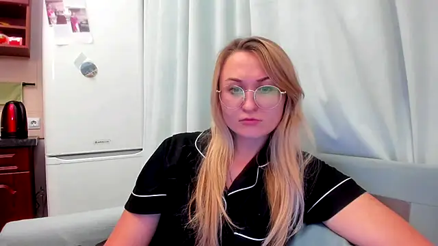 your Goddess Eva online show from October 10, 8:19 pm