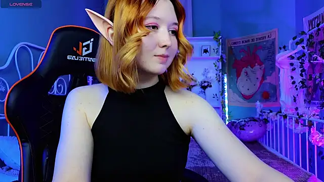 Snapshot of MizukiNoYoru chatting on February 17, 4:09 am MizukiNoYoru online show from February 17, 4:09 am