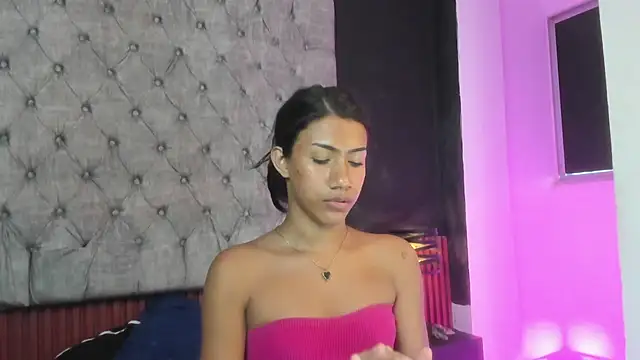 Snapshot of AntoniSantoss chatting on December 17, 8:04 pm AntoniSantoss online show from December 17, 8:04 pm