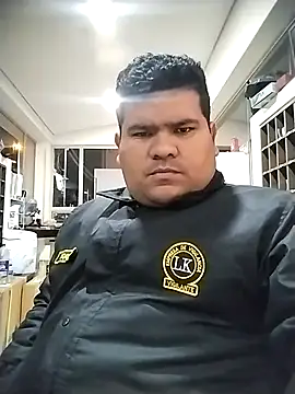 oscarshow24 online show from November 7, 8:03 am