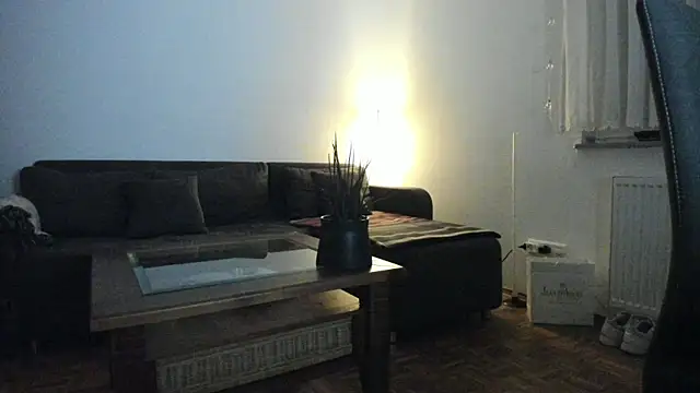 Snapshot of molicaremolicare chatting on October 28, 5:55 am molicaremolicare online show from October 28, 5:55 am