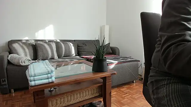 Snapshot of molicaremolicare chatting on November 19, 12:16 pm molicaremolicare online show from November 19, 12:16 pm