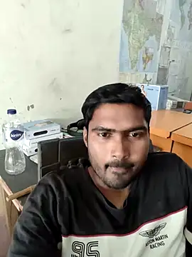 Snapshot of ccuteboyyyy chatting on March 6, 11:36 am ccuteboyyyy online show from March 6, 11:36 am