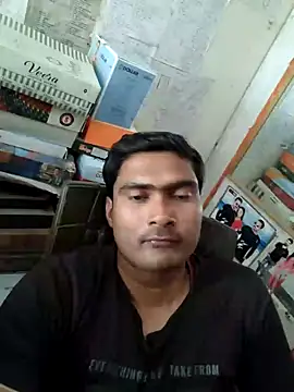 Snapshot of ccuteboyyyy chatting on March 13, 5:33 am ccuteboyyyy online show from March 13, 5:33 am